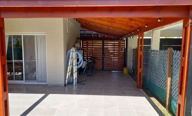 Casa en venta - 4 Dormitorios 3 Baños - Tigre