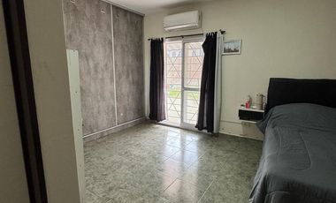 Casa en Remedios De Escalada en venta