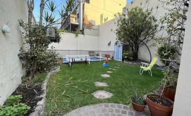 Casa impecable refaccionada   o terreno apto edificio