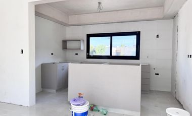 Casa en  venta barrio Lagos de Canning