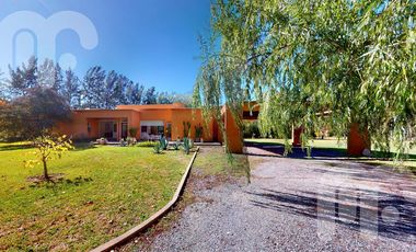 ALQUILER PERMANENTE CASA 4 DORMITORIOS EN CAMPOS DE ROCA