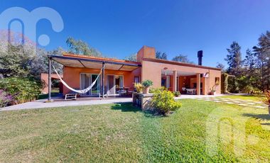 ALQUILER PERMANENTE CASA 4 DORMITORIOS EN CAMPOS DE ROCA