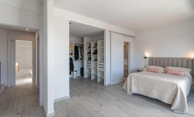 VENTA * VICENTE LOPEZ * TRIPLEX 3/4 amb TERRAZA COCHERA