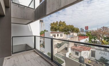VENTA * VICENTE LOPEZ * TRIPLEX 3/4 amb TERRAZA COCHERA