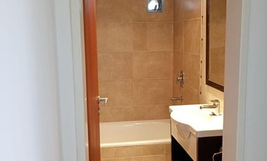 Venta departamento 2 ambientes con cochera en Morón.