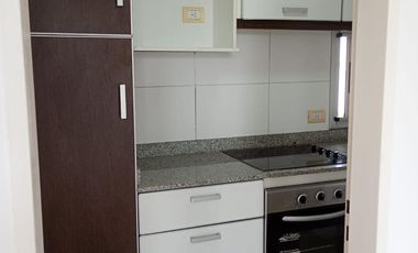Venta departamento 2 ambientes con cochera en Morón.