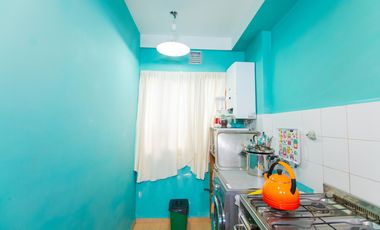 Venta departamento de 3 ambientes con balcón al frente en La Boca APTO CREDITO