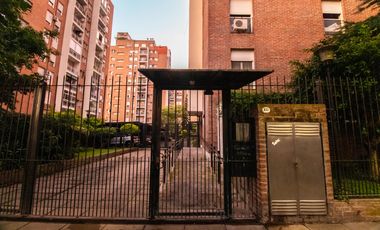 Venta departamento de 3 ambientes con balcón al frente en La Boca APTO CREDITO