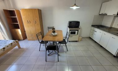 Departamento Monoambiente amueblado - Morón