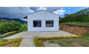 VENDO FINCA VENECIA ANTIOQUIA
