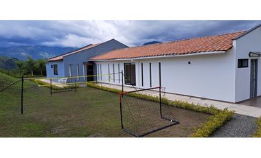 VENDO FINCA VENECIA ANTIOQUIA