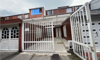 VENTA CASA EN CASTILLA  CONDADO BOGOTA