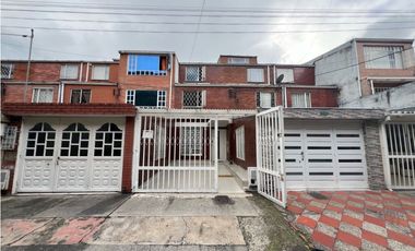 VENTA CASA EN CASTILLA  CONDADO BOGOTA