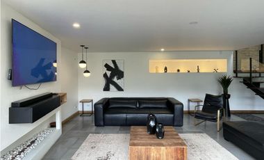 Casa en Arriendo Loma del Escobero Envigado