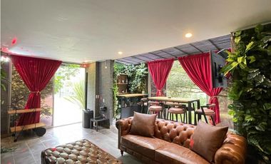 Casa en Arriendo Loma del Escobero Envigado