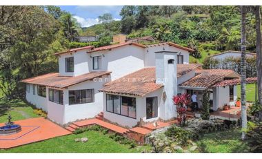 Venta de Casa Campestre en Parcelación El Retiro