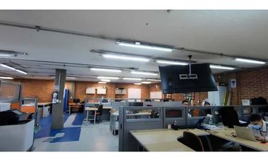 EDIFICIO EN ARRIENDO, MONTEVIDEO