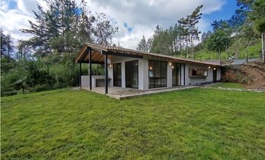 Arriendo finca nueva en vereda Quirama - El Carmen de Viboral