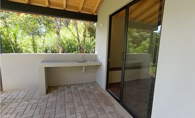 Arriendo finca nueva en vereda Quirama - El Carmen de Viboral