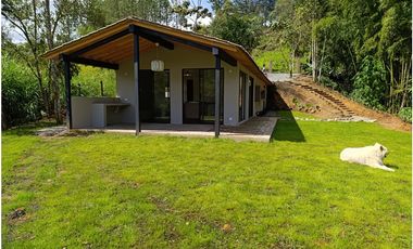 Arriendo finca nueva en vereda Quirama - El Carmen de Viboral