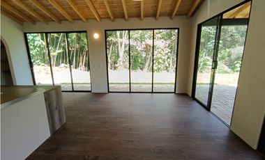 Arriendo finca nueva en vereda Quirama - El Carmen de Viboral