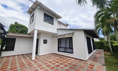 ALQUILER POR DIAS CASA CON PISCINA EN FLANDES VIA ESPINAL
