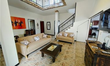 ALQUILER POR DIAS CASA CON PISCINA EN FLANDES VIA ESPINAL