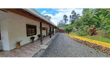 VENDO FINCA VENECIA ANTIOQUIA