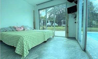 SE VENDE CASA CAMPESTRE EN VILLETA