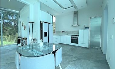 SE VENDE CASA CAMPESTRE EN VILLETA