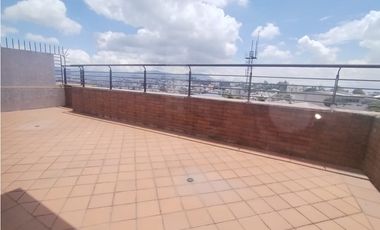 Monteserrín, Departamento en Renta, 250m2, 4 Habitaciones