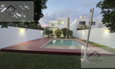 Casa en Pueblo Cholul