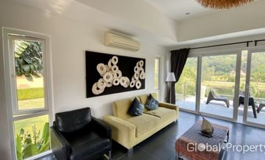 3-bedroom pool villa with mountain and lake views on Koh Chang