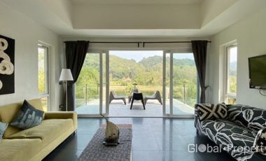 3-bedroom pool villa with mountain and lake views on Koh Chang