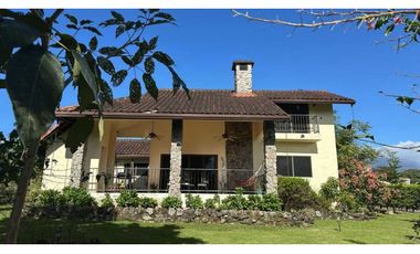 EN VENTA CASA DE 3HABITACIONES EN LOS MOLINOS BOQUETE