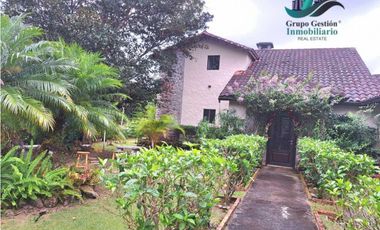 EN VENTA CASA DE 3HABITACIONES EN LOS MOLINOS BOQUETE