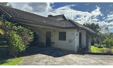 EN VENTA CASA DE 3HABITACIONES EN LOS MOLINOS BOQUETE