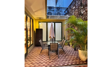 CASCO VIEJO / 150M / TERRAZA PRIVADA / LINEA BLANCA / AMOBLADO