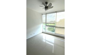 ALQUILER DE APARTAMENTO EN PH PINE HIIS  CLAYTON