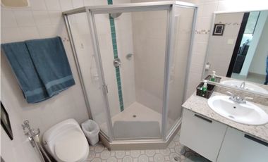 ALQUILER DE APARTAMENTO EN PH PINE HIIS  CLAYTON