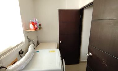 ALQUILER DE APARTAMENTO EN PH PINE HIIS  CLAYTON
