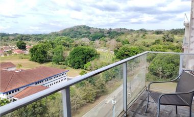 ALQUILER DE APARTAMENTO EN PH PINE HIIS  CLAYTON