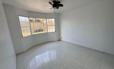 SAN ANTONIO / 300M / 4 HABITACIONES / TERRAZA