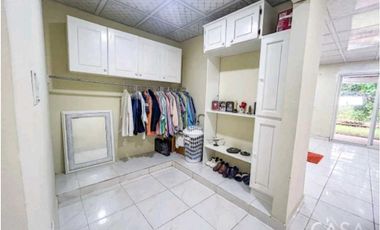 VENDO CASA EN ARRAIJAN VILLAS LAS  PRADERAS