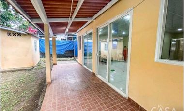 VENDO CASA EN ARRAIJAN VILLAS LAS  PRADERAS