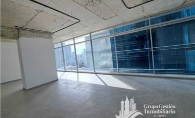 ALQUILER OFICINA 134M2 EN SORTIS OBARRIO KAF