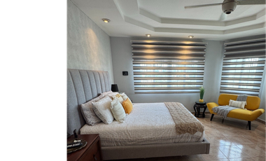 LUJOSA CASA EN DOS MARES / 1200M  / PISCINA / JACUZZI / 5 HABITACIONES