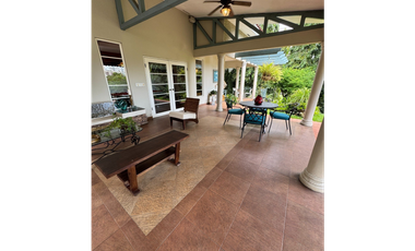 LUJOSA CASA EN DOS MARES / 1200M  / PISCINA / JACUZZI / 5 HABITACIONES
