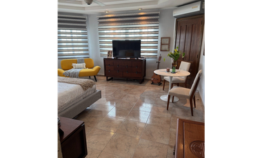 LUJOSA CASA EN DOS MARES / 1200M  / PISCINA / JACUZZI / 5 HABITACIONES