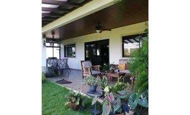 VENDO CASA DE 3HAB Y 1127M2 EN LOS MOLINOS